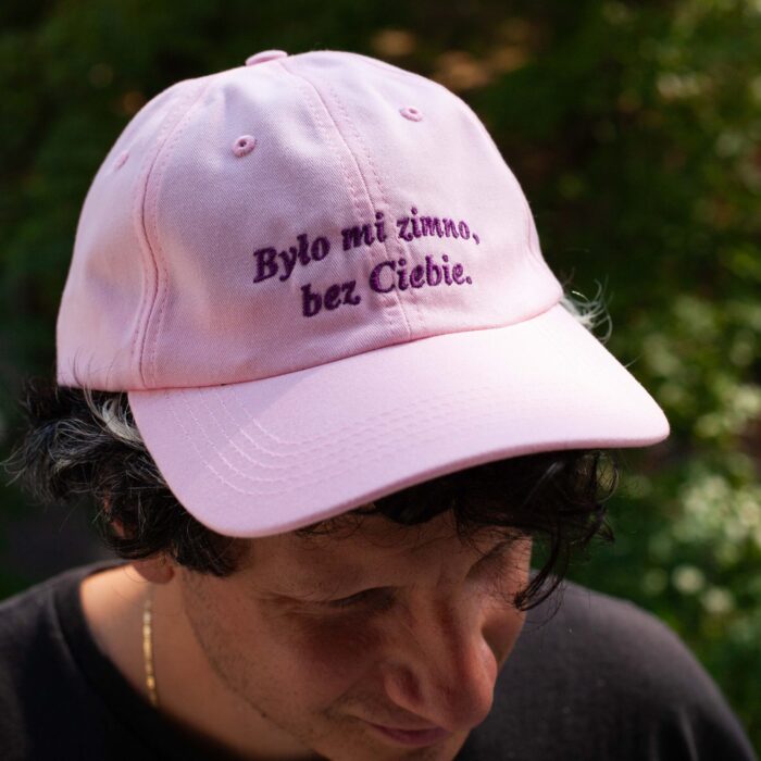 Czapka Było mi zimno, bez Ciebie.